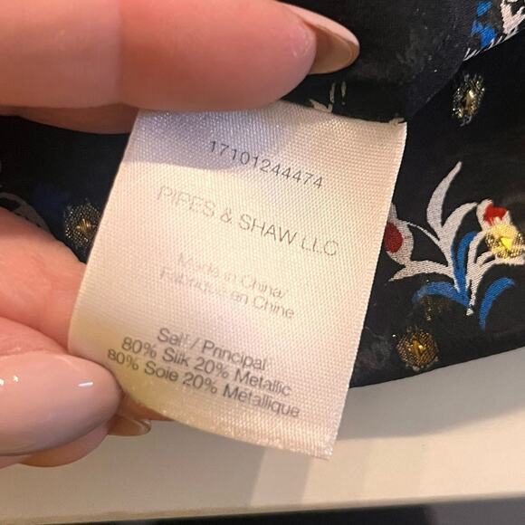 Veronica Beard Silk Metallic Floral Cold Shoulder Blouse-Size 2 - Picture 9 of 11